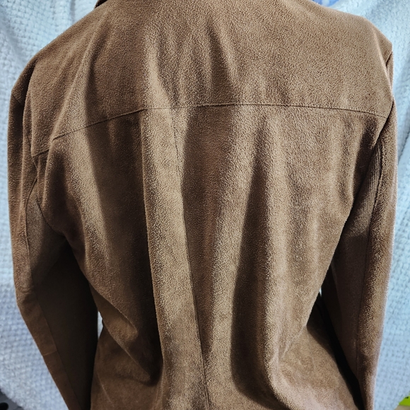 BB Dakota Brown Suede Cape - Picture 3 of 6